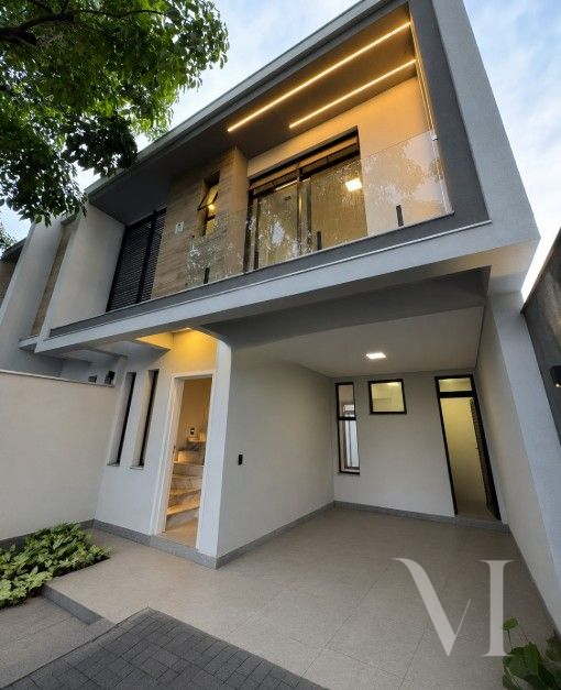 Casa com 3 dormitórios à venda, 127 m² por R$ 750.000,00 - Sapucaias III - Contagem/MG